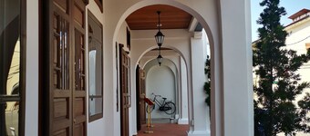 Mclane Boutique Hotel