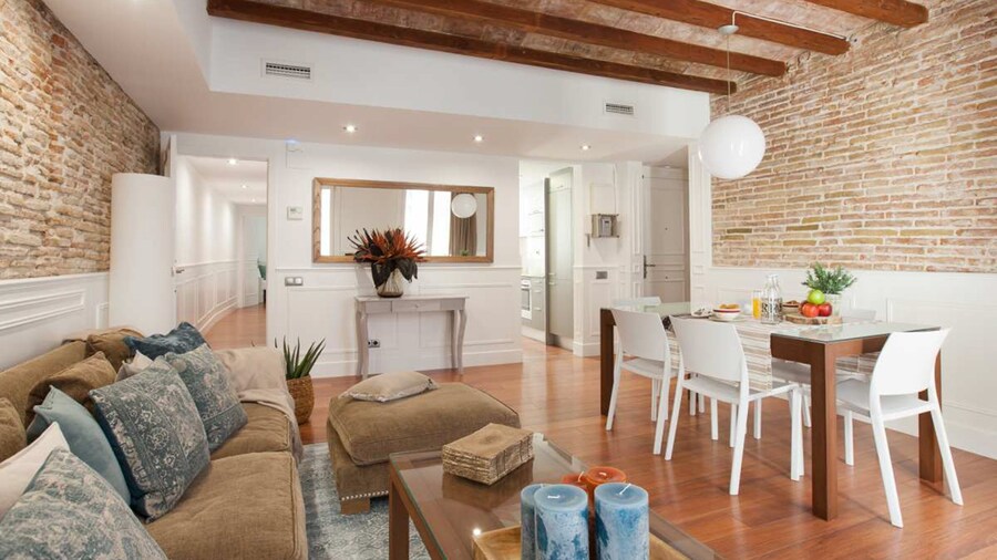 Enjoybcn Dali Apartments