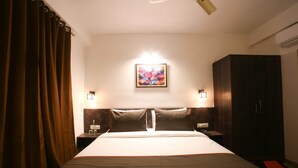 Room - OYO Townhouse 263 Hotel Luxurs Shri Gopal Nagar (Jaipur)