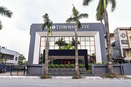 OYO Townhouse 134 Rajpur Road