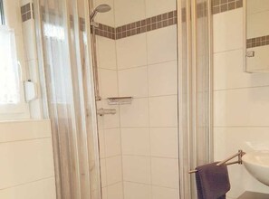 Unclassified image, 3 of 16, button