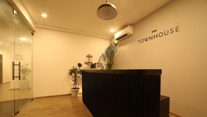 Unclassified image, 3 of 28, button - OYO Townhouse 057 Gujranwala Town (New Delhi)