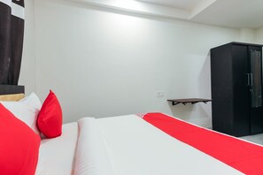 Room - Collection O 45950 Radha Nagar (Indore)