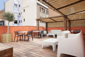 Terrace/patio - Enjoybcn Colon Apartments (Barcelona)