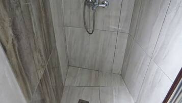 Dusj på badet