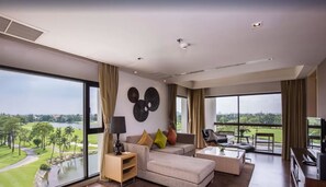 TV - 1 Bedroom Residence - 11 (Bangkok)