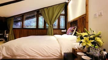 Deluxe Double Room | Blackout drapes, free WiFi, bed sheets