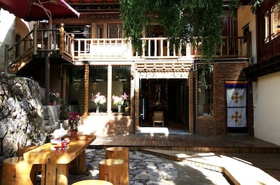 Sunny Valley Inn