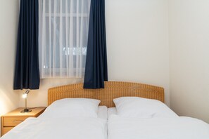 2 Schlafzimmer, Reisekinderbett, WLAN