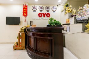 Lobby - Oyo 422 Nguyen Thanh Hotel (Ho Chi Minh City)