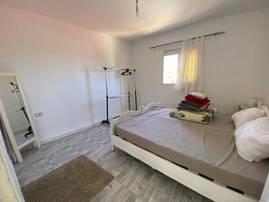 2 Schlafzimmer, Bügeleisen/Bügelbrett, kostenloses WLAN, Bettwäsche