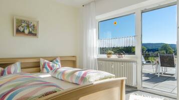 2 chambres, lit parapluie, Wi-Fi, draps fournis