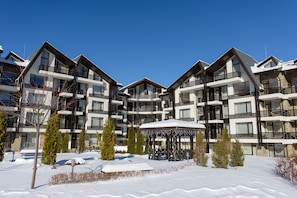 Terrace/patio - Aspen Resort Golf & Ski (Razlog)