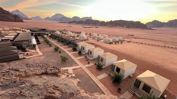 Free WiFi, bed sheets - Sharah Luxury Camp (Wadi Rum)