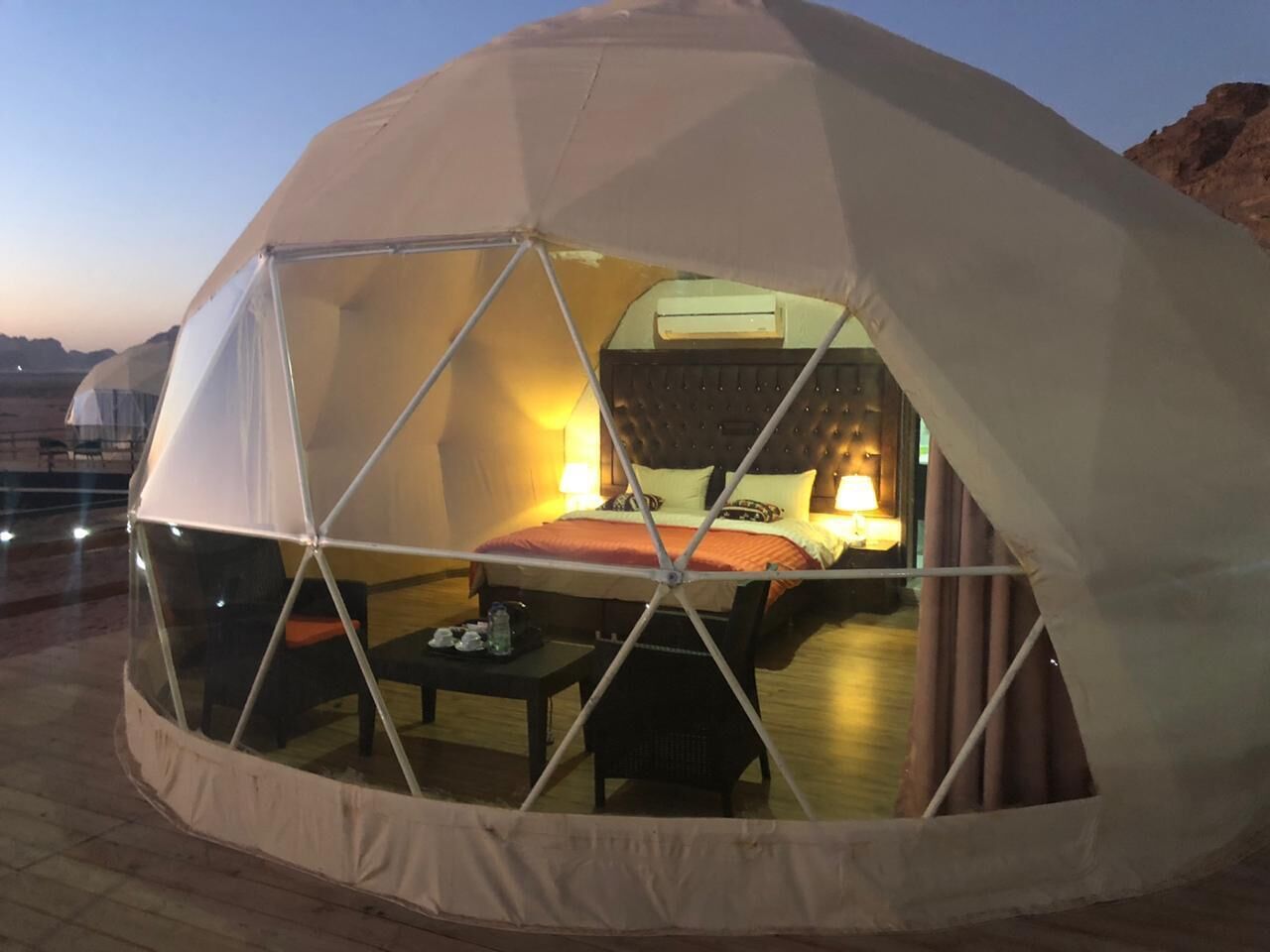 Luxury-Zelt, 1 King-Bett | Kostenloses WLAN, Bettwäsche