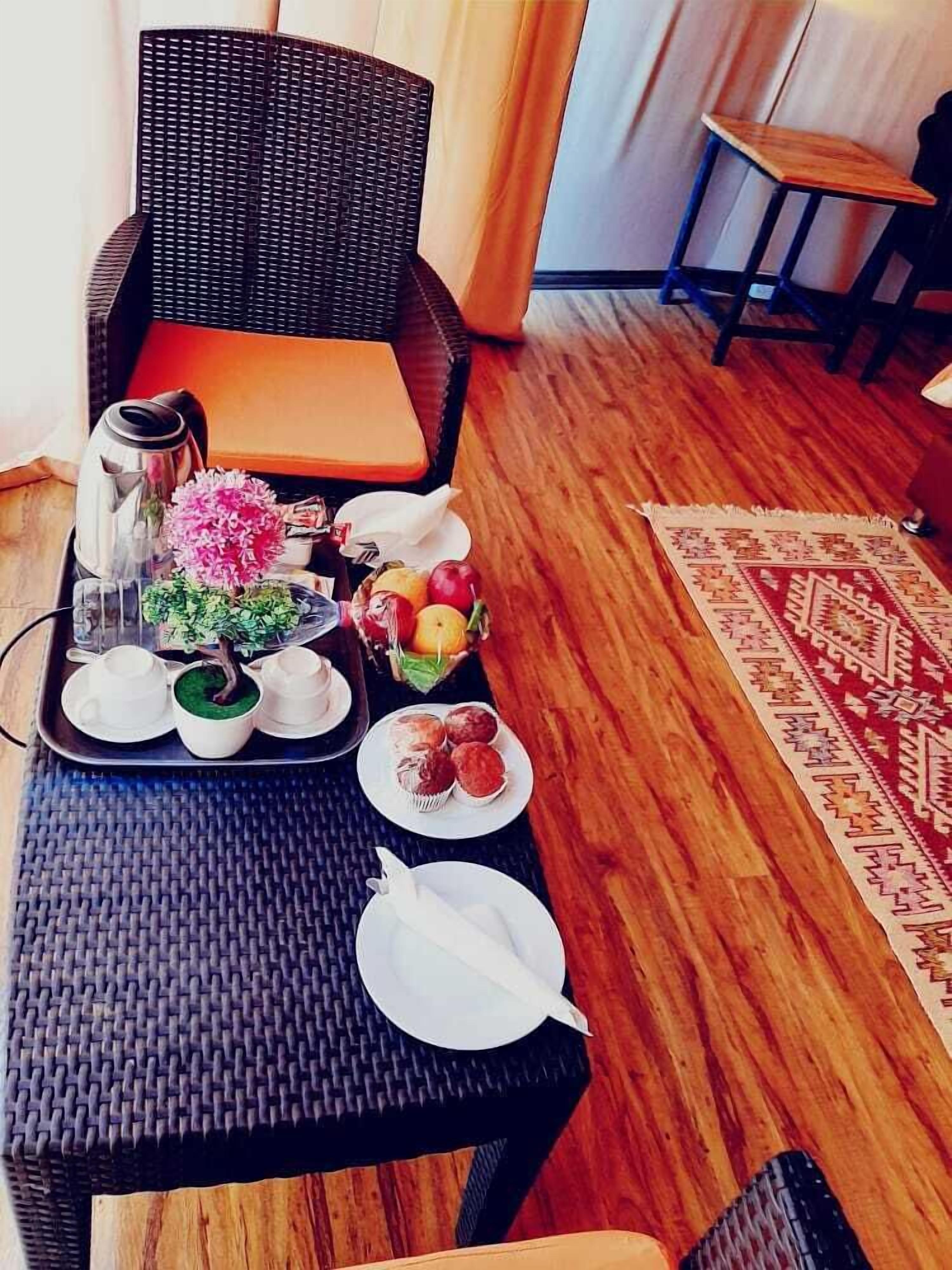 Martian Double | Free WiFi, bed sheets