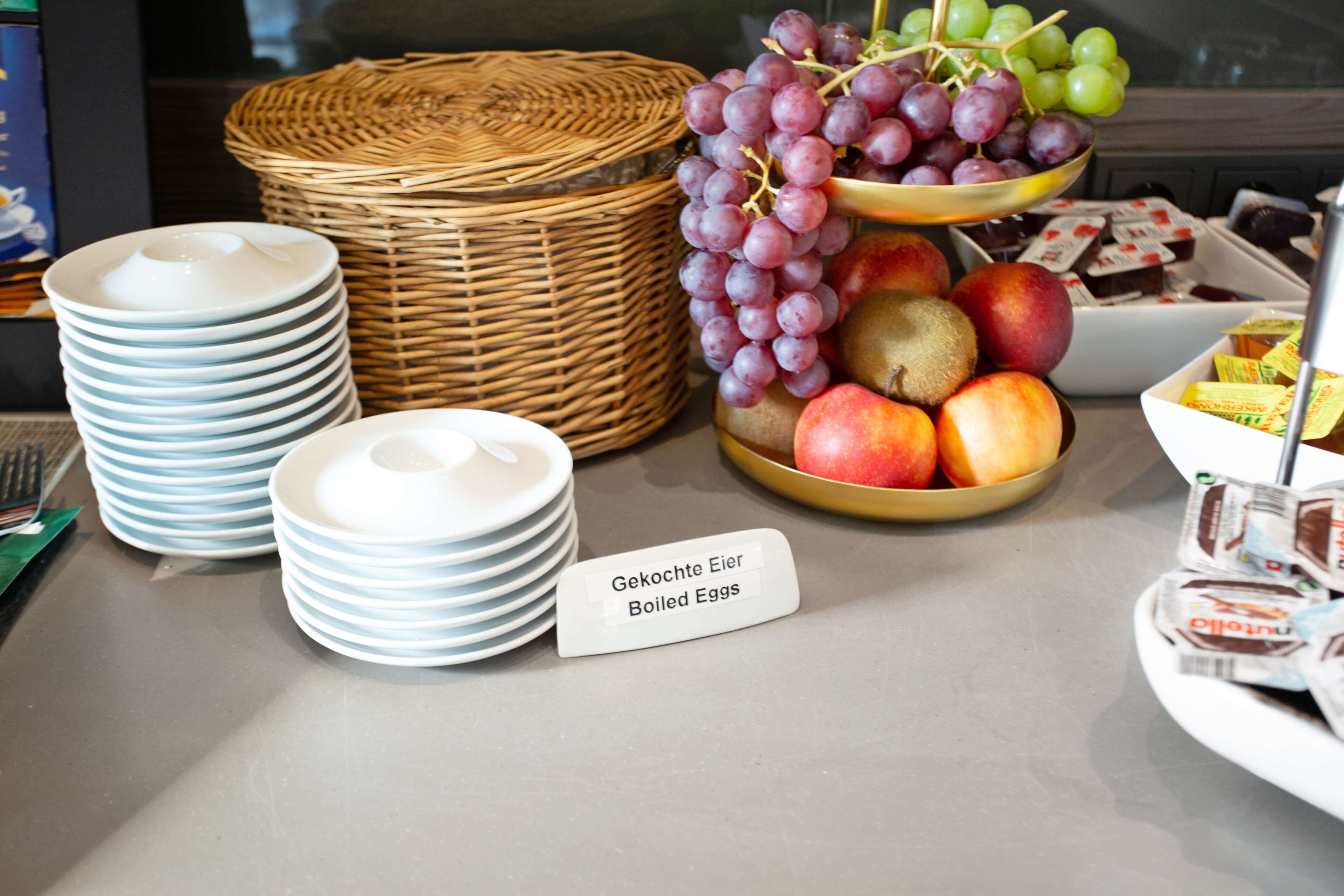 daily continental breakfast (eur 14 per person)