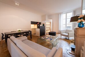 TV, music library, stereo