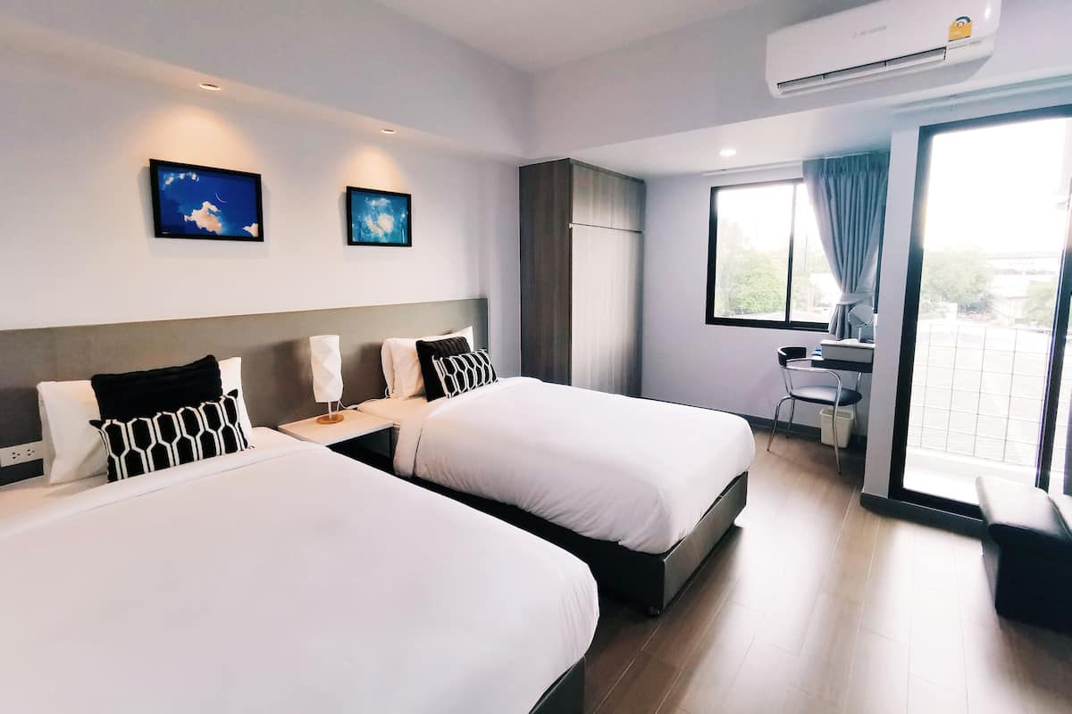 Kamar Twin Superior | Meja kerja, kedap suara, Wi-Fi gratis, dan seprai linen