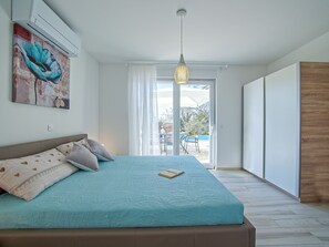 3 Schlafzimmer, Zimmersafe, Bügeleisen/Bügelbrett, WLAN