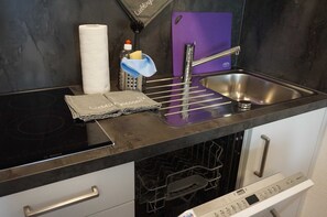 Refrigerador y lavavajillas