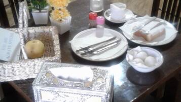 Daily English breakfast for a fee