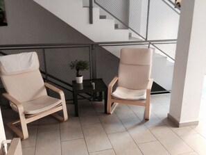 บริเวณนั่งเล่นที่ล็อบบี้