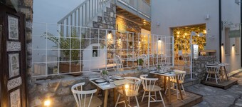 l anima boutique suites