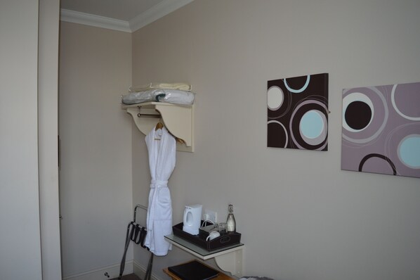 Room amenity - Armada Guesthouse (Redcar)