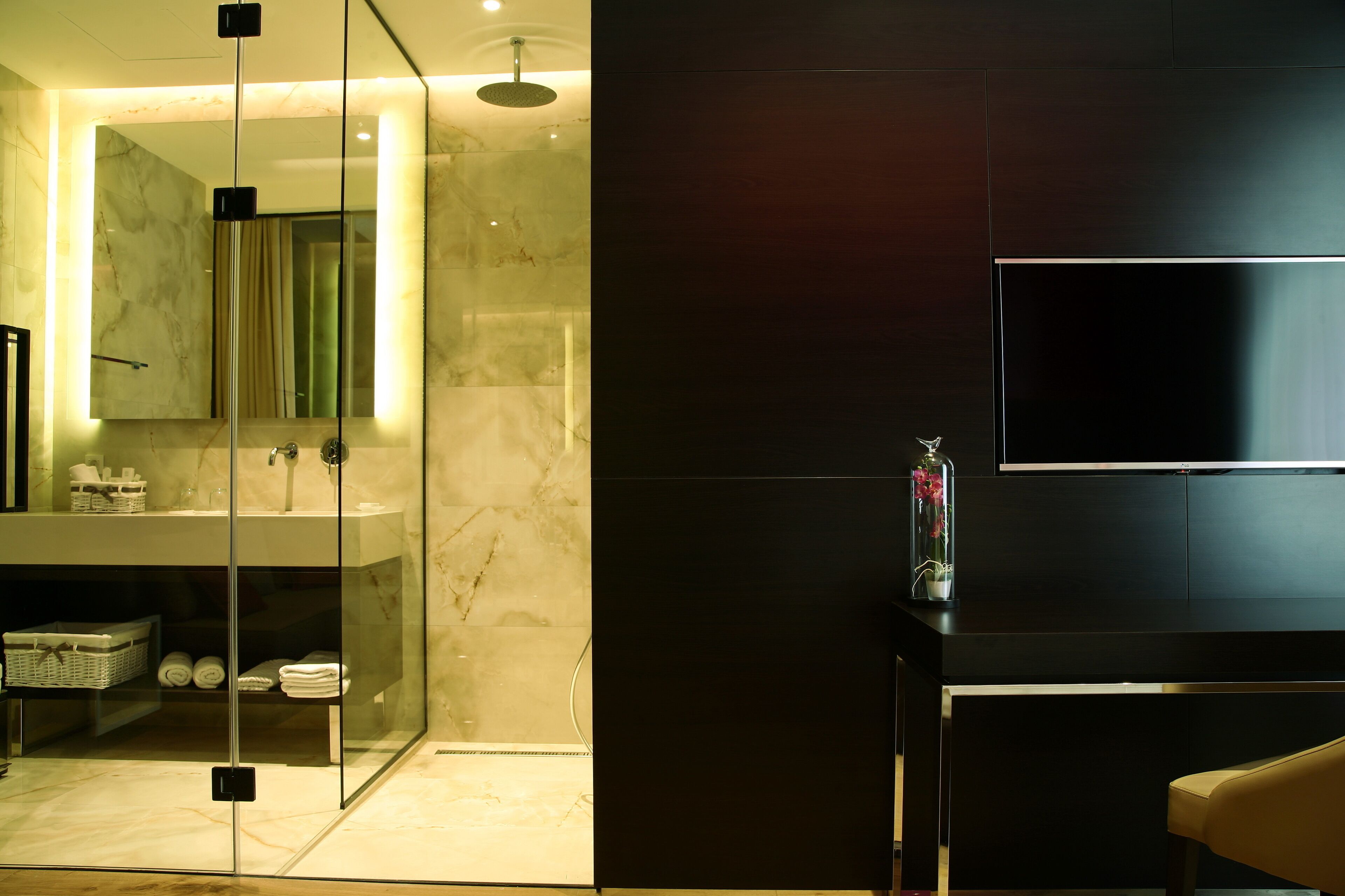 Foto - Maccani Black Luxury Suites
