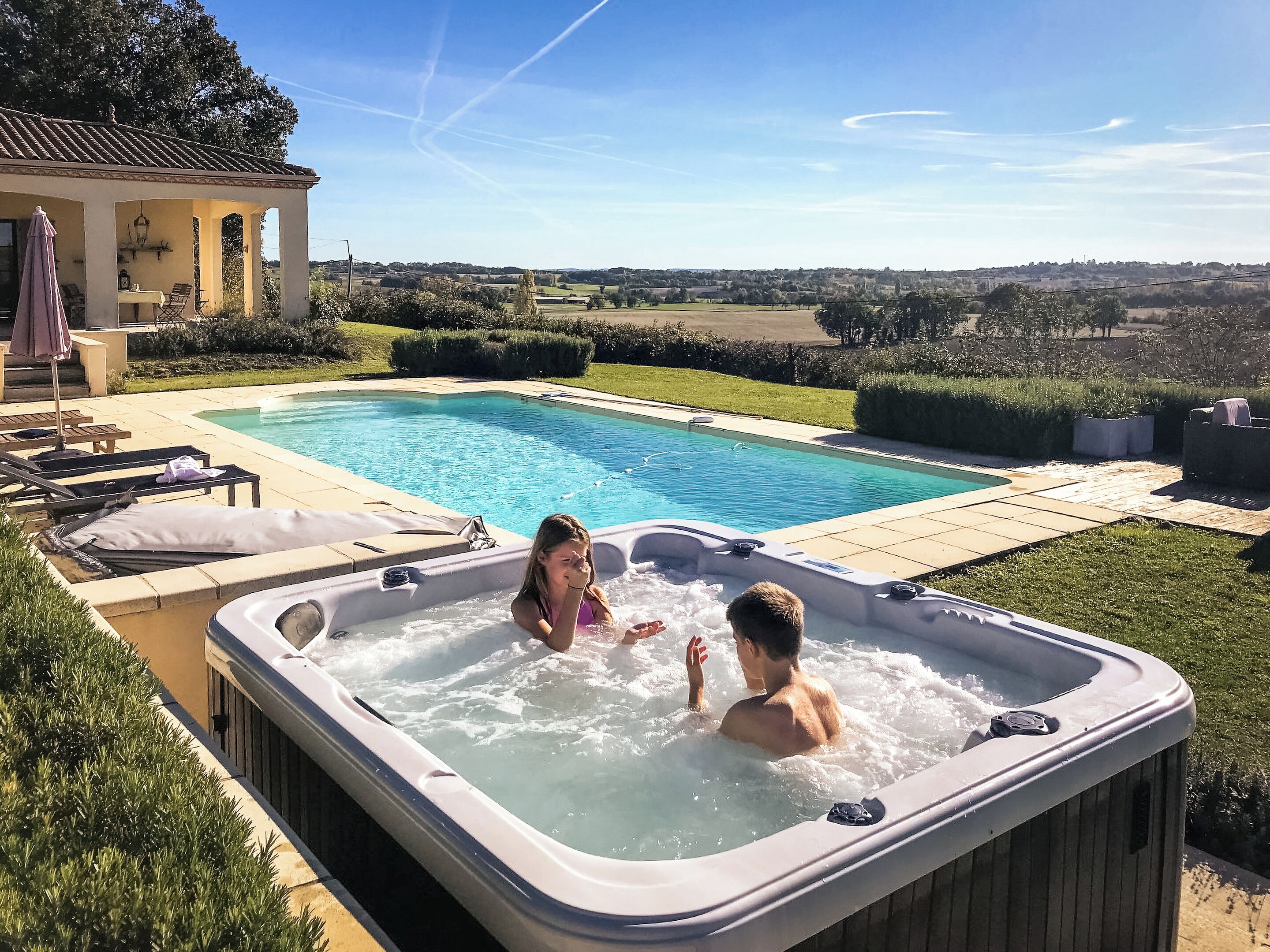 Outdoor pool, pool loungers