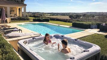 Outdoor pool, pool loungers