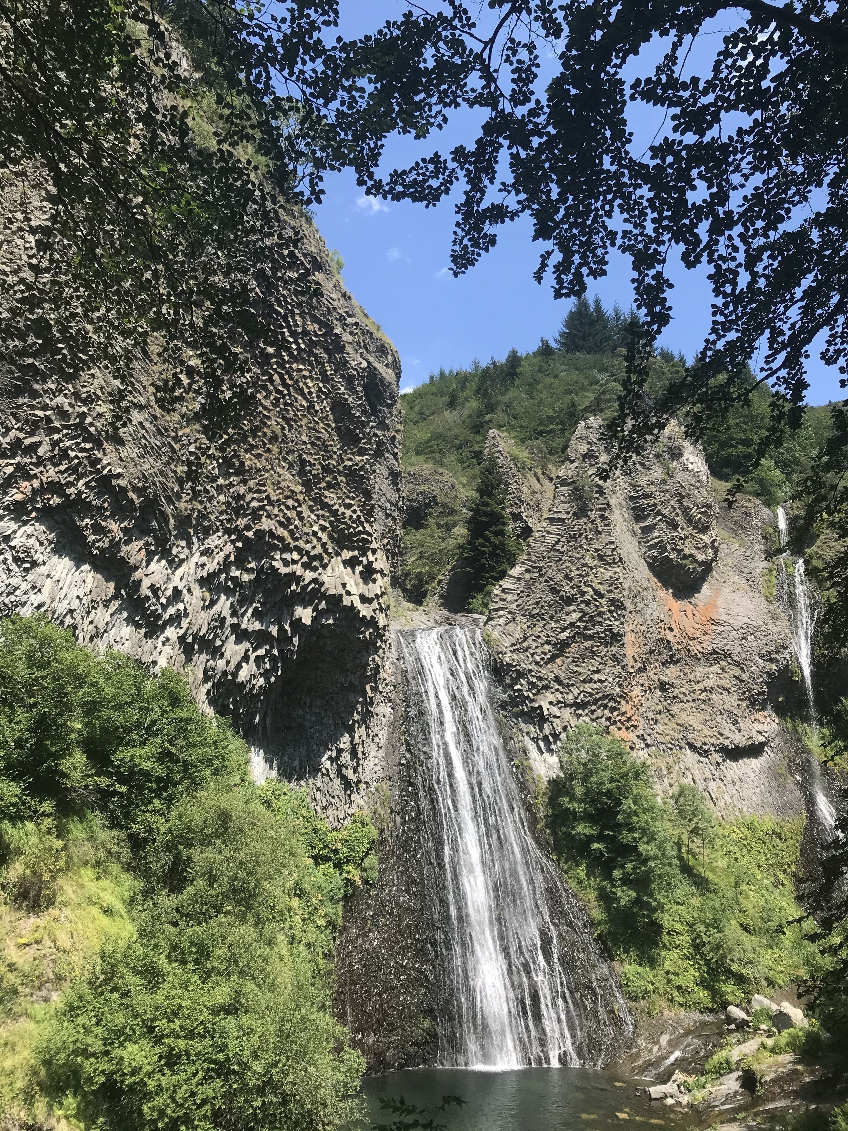 منوع