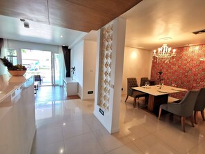 Dining - Apartment with private jacuzzi and pool access. Just 800 meters to the beach. (Phuket)