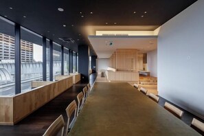 Að innan