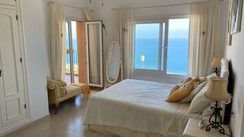 3 Schlafzimmer, Bügeleisen/Bügelbrett, Reisekinderbett, kostenloses WLAN