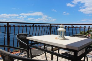 Familieleilighet (3) | Terrasse/patio