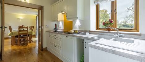 Dishwasher, high chair