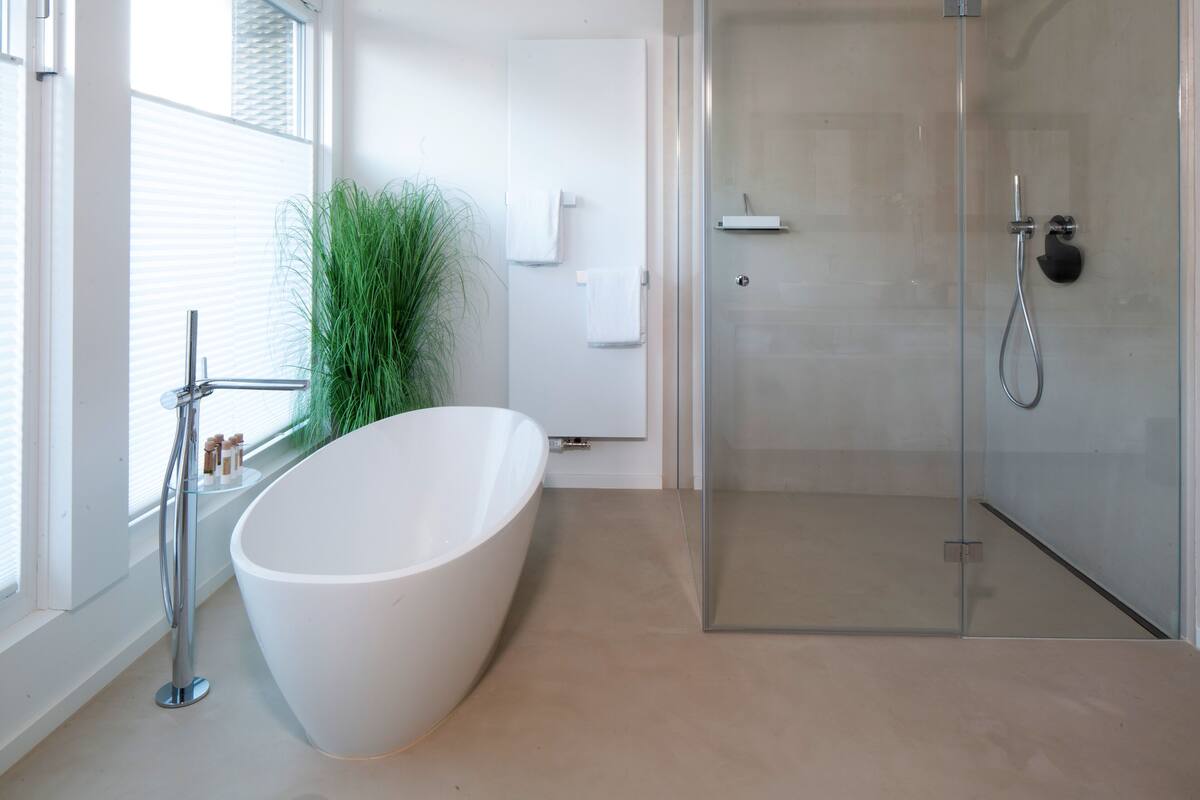 Bathroom | Free toiletries, hair dryer, towels