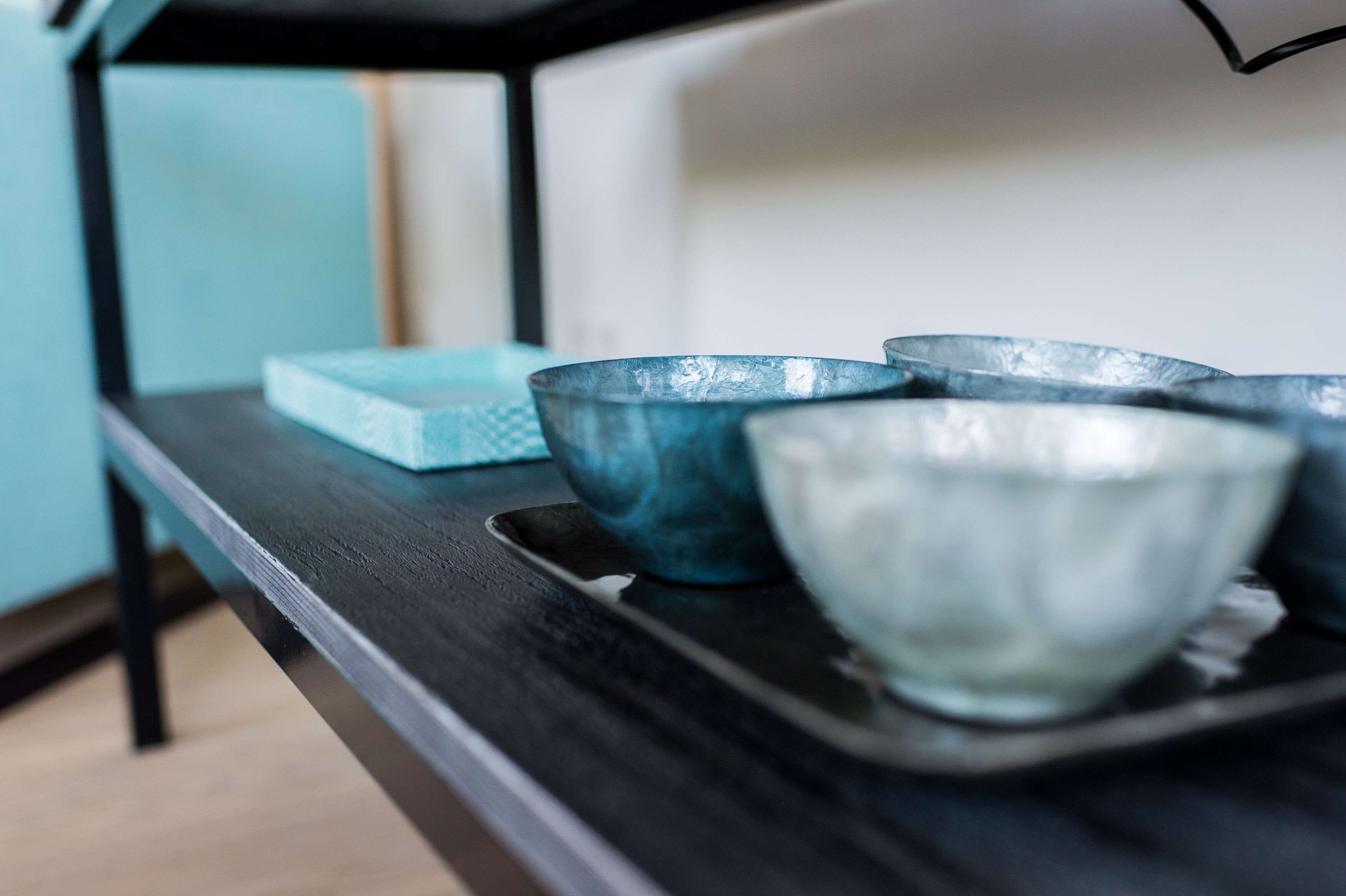 comfort-suite landseite | living area | flat-screen tv