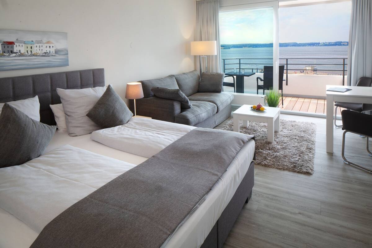 In-room safe, blackout drapes, cribs/infant beds, free WiFi