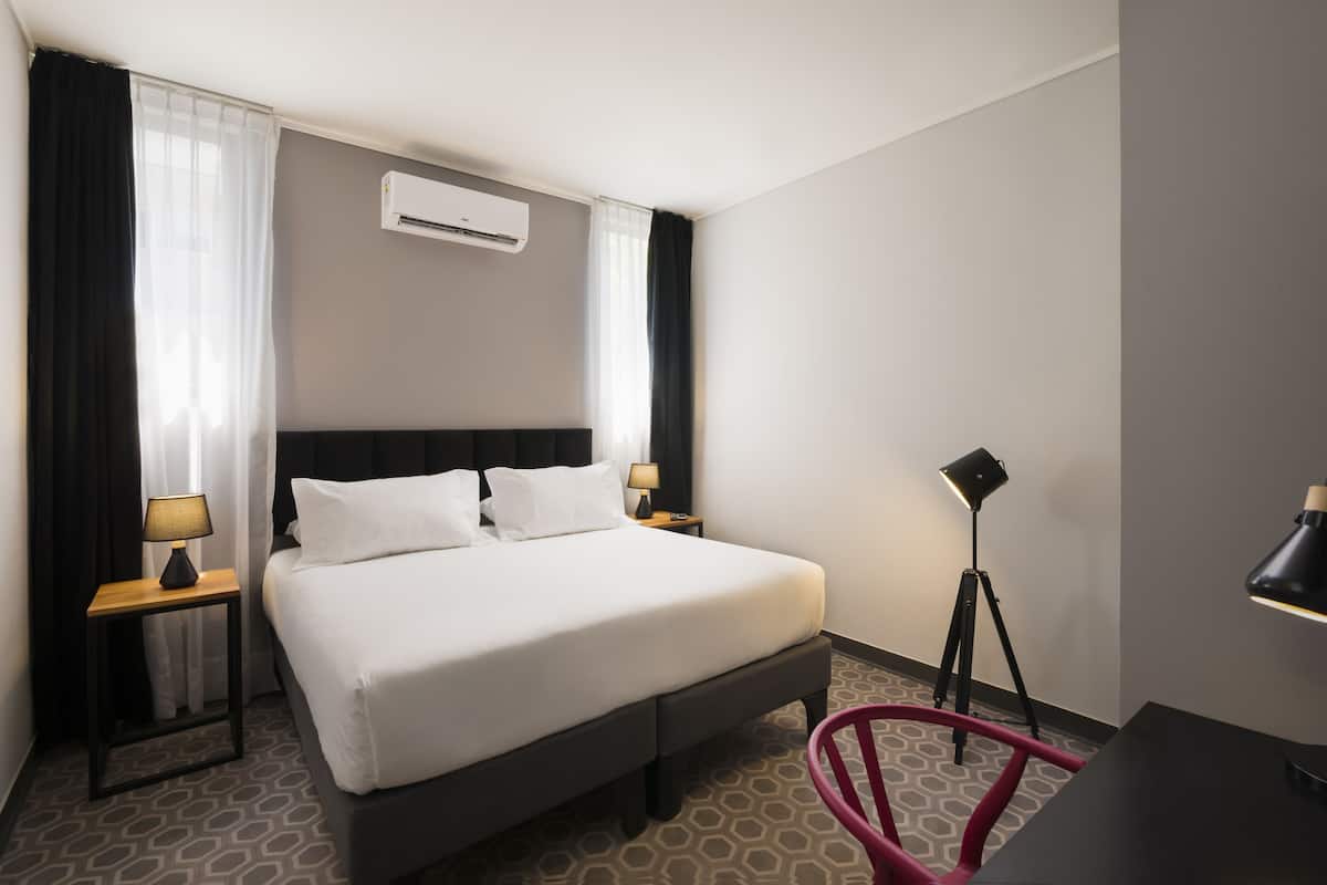 In-room safe, desk, laptop workspace, blackout curtains