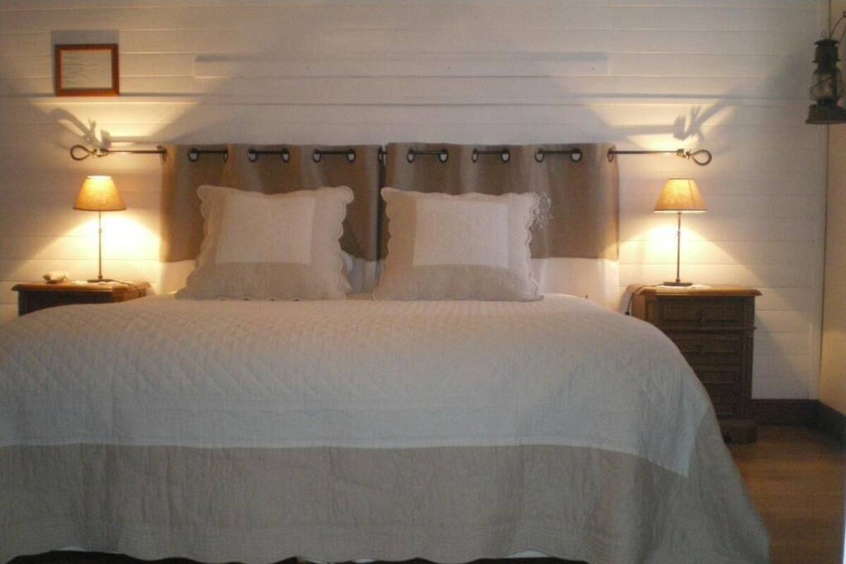 Tweepersoonskamer | Luxe beddengoed, gratis wifi