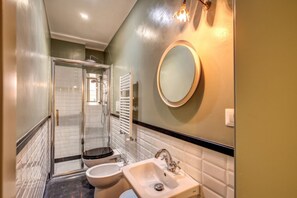 Apartment, 2 Bedrooms | Bathroom - Trastevere Vintage (Rome)