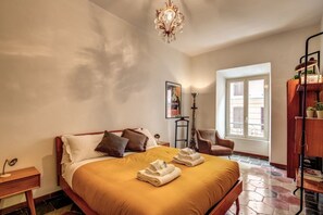 Apartment, 2 Bedrooms | Desk, free WiFi, bed sheets - Trastevere Vintage (Rome)