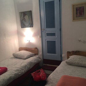 Traditional Double or Twin Room, Non Smoking, Mountain View (2 people) | Soundproofing, free WiFi