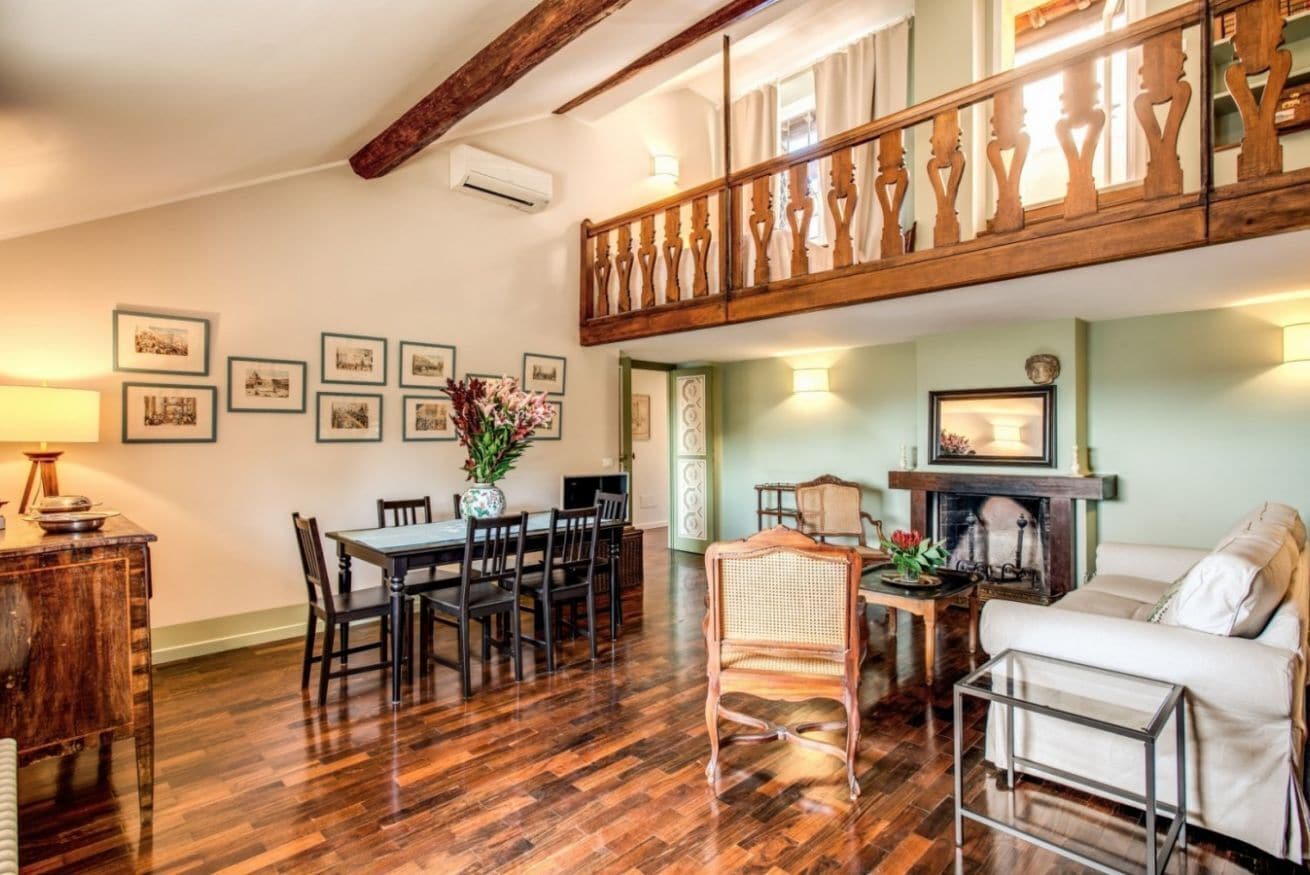 Apartemen, 1 kamar tidur | Ruang keluarga | TV layar datar