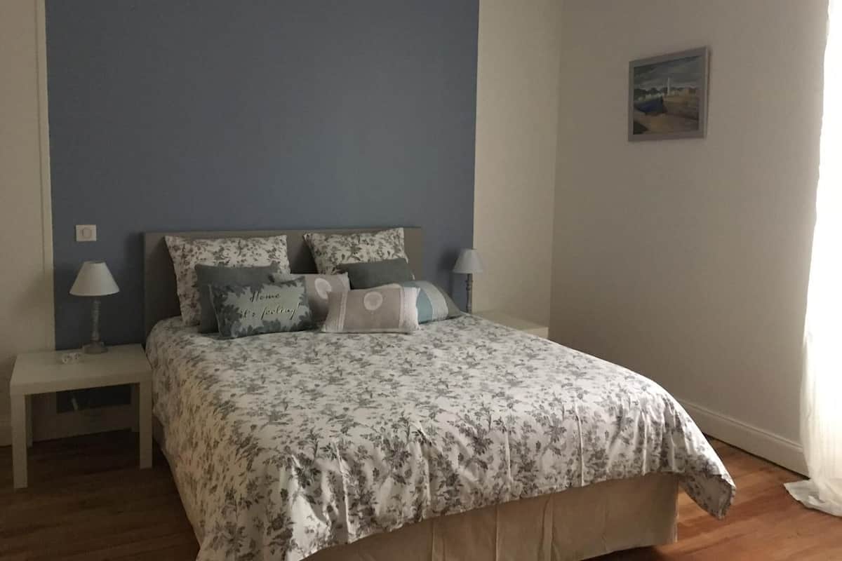 Double Room (Ursuya) | Iron/ironing board, free WiFi, bed sheets