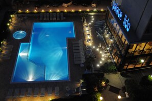 Front of property - evening/night - Color Palace Lido Family Village (Ravenna)