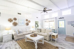 TV, tavolo da calcetto